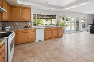 23949 Rotunda Rd, Valencia, CA 91355 - Photo 9