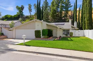 22339 Cheraw, Saugus, CA 91350 - Photo 3