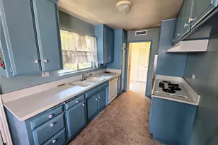 11224 Blucher, Granada Hills, CA 91344 - Photo 5