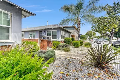 14821 Burbank, Van Nuys, CA 91411 - Photo 11