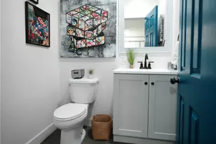 2330 W 29th Pl, Los Angeles, CA 90018 - Photo 19