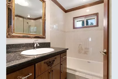 21720 Dumetz Road, Woodland Hills, CA 91364 - Photo 31