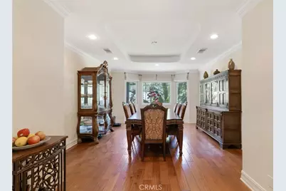 21720 Dumetz Road, Woodland Hills, CA 91364 - Photo 17