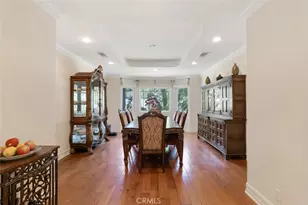 21720 Dumetz Rd, Woodland Hills, CA 91364 - Photo 17