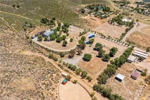 35675 Peppertree, Agua Dulce, CA 91390 - Photo 65