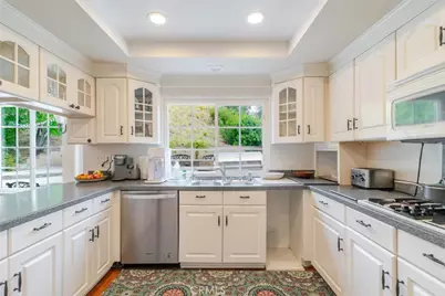 21355 Candice Place, Chatsworth, CA 91311 - Photo 17