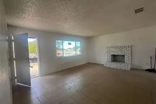 15232 Greenrock, Lancaster, CA 93535 - Photo 3