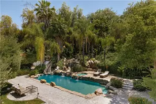 17984 Boris Dr, Encino, CA 91316 - Photo 33