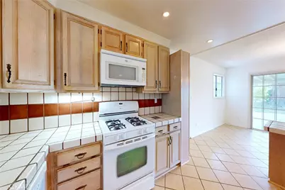 11918 Cameo Place, Granada Hills, CA 91344 - Photo 5