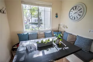 27042 Edgewater Ln, Valencia, CA 91355 - Photo 31