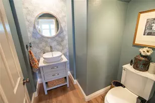 27042 Edgewater Ln, Valencia, CA 91355 - Photo 21