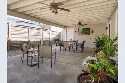 20039 Shadow Island, Canyon Country, CA 91351 - Photo 29