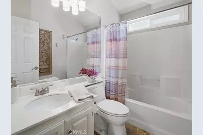 20039 Shadow Island, Canyon Country, CA 91351 - Photo 25