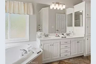 20039 Shadow Island, Canyon Country, CA 91351 - Photo 21