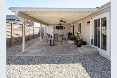 20039 Shadow Island, Canyon Country, CA 91351 - Photo 31