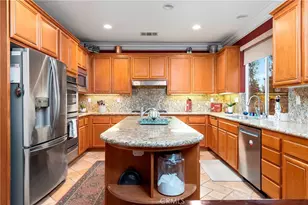 29161 Harmony Way, Saugus, CA 91390 - Photo 13
