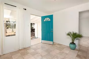 10416 Clybourn Ave, Shadow Hills, CA 91040 - Photo 3