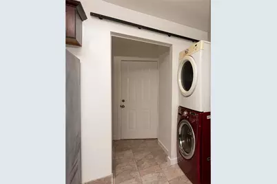 10416 Clybourn Avenue, Shadow Hills, CA 91040 - Photo 13