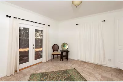 10416 Clybourn Avenue, Shadow Hills, CA 91040 - Photo 25