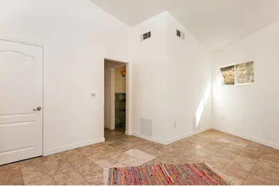 10416 Clybourn Avenue, Shadow Hills, CA 91040 - Photo 5