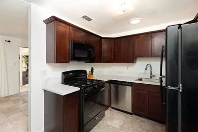 10416 Clybourn Avenue, Shadow Hills, CA 91040 - Photo 9