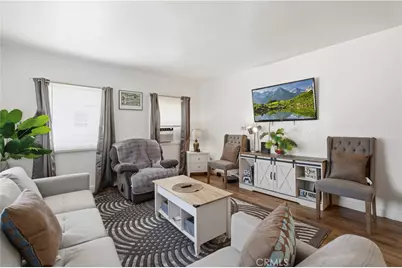 1534 E Broadway, Glendale, CA 91205 - Photo 3