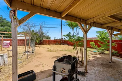 1103 W Milling, Lancaster, CA 93534 - Photo 21