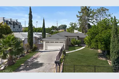 11351 Bessemer Street, North Hollywood, CA 91606 - Photo 1