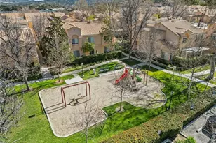 25150 Steinbeck, Stevenson Ranch, CA 91381 - Photo 5