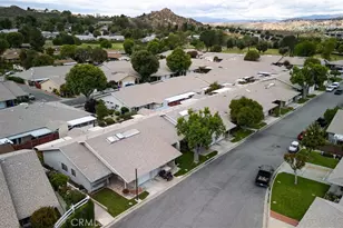 26801 Cir of the Oaks, Newhall, CA 91321 - Photo 19