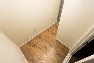26801 Cir of the Oaks, Newhall, CA 91321 - Photo 9