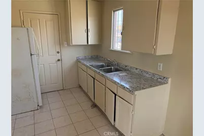 7819 S Hoover, Los Angeles, CA 90044 - Photo 3
