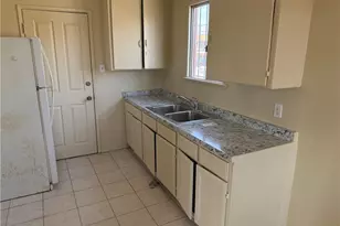 7819 S Hoover, Los Angeles, CA 90044 - Photo 3