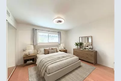 22131 N Oxnard Street #A, Woodland Hills, CA 91367 - Photo 3