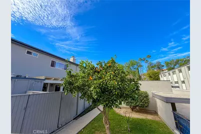 22131 N Oxnard Street #A, Woodland Hills, CA 91367 - Photo 29