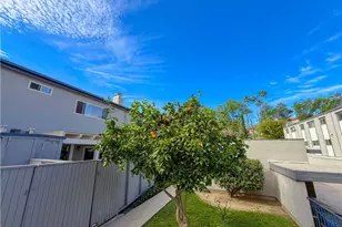 22131 N Oxnard Street, Woodland Hills, CA 91367 - Photo 29