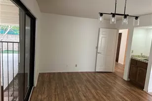 22518 Avenue San Luis, Woodland Hills, CA 91364 - Photo 7