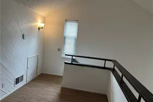 7101 Farralone, Canoga Park, CA 91303 - Photo 17