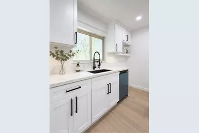 6020 Nevada #11, Woodland Hills, CA 91367 - Photo 3