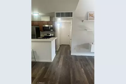 8601 International #224, Canoga Park, CA 91304 - Photo 7