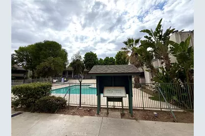 8601 International #224, Canoga Park, CA 91304 - Photo 15