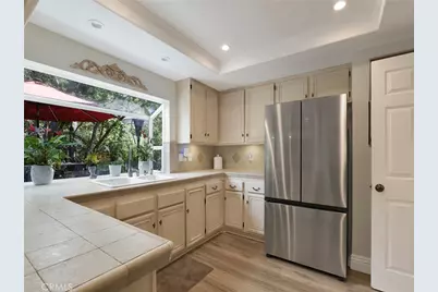 796 N Valley, Westlake Village, CA 91362 - Photo 11