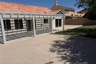 40043 Tilbury Dr, Palmdale, CA 93551 - Photo 19