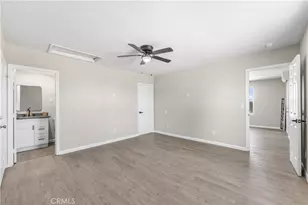 15992 Lawrence Dr, Mojave, CA 93501 - Photo 33