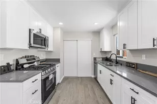 15992 Lawrence Dr, Mojave, CA 93501 - Photo 13