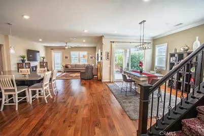 26424 Township, Saugus, CA 91350 - Photo 9