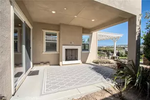 26424 Township, Saugus, CA 91350 - Photo 23