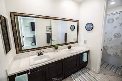 26424 Township, Saugus, CA 91350 - Photo 35