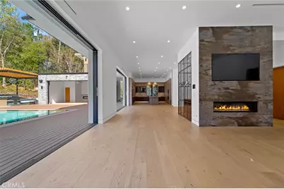 4653 Vanalden Avenue, Tarzana, CA 91356 - Photo 9