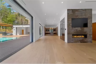 4653 Vanalden Avenue, Tarzana, CA 91356 - Photo 9